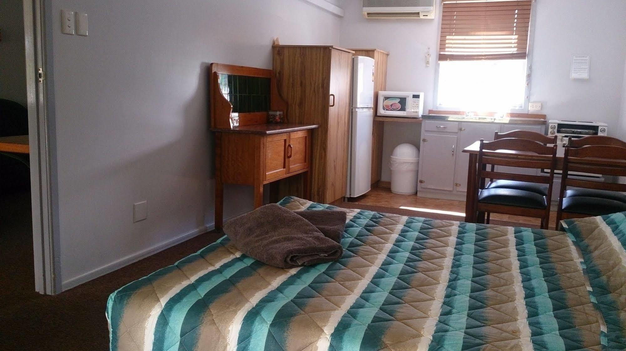 Granite Belt Motel Stanthorpe Extérieur photo